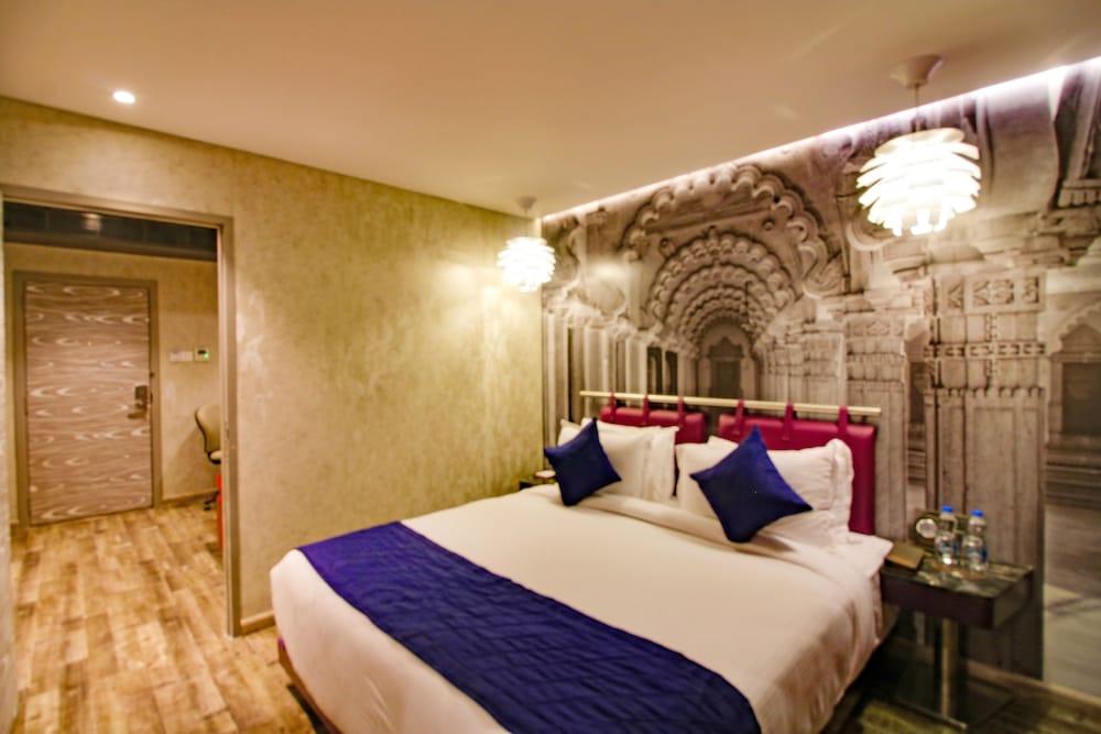Regenta Central Antarim Amhedabad Dış mekan fotoğraf