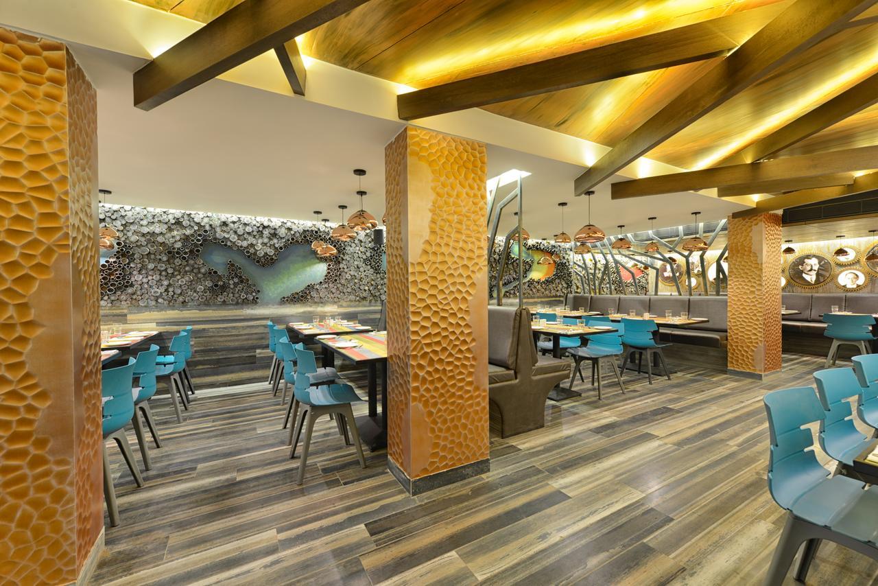 Regenta Central Antarim Amhedabad Dış mekan fotoğraf