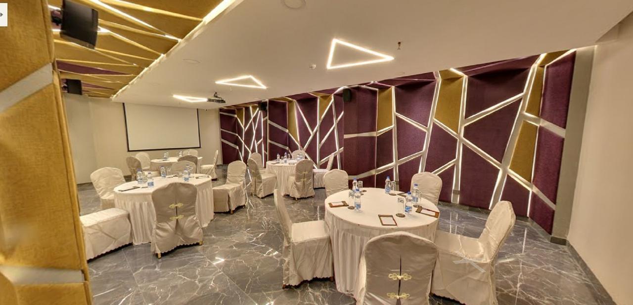 Regenta Central Antarim Amhedabad Dış mekan fotoğraf